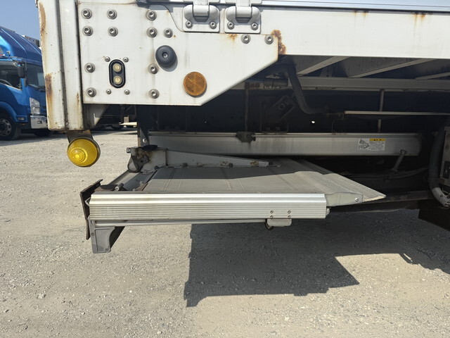 UDトラックスその他の車種アルミウイング大型（10t）[写真29]