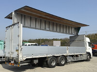 UDトラックスその他の車種アルミウイング大型（10t）[写真02]