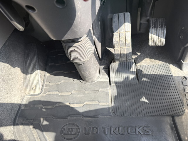 UDトラックスその他の車種アルミウイング大型（10t）[写真33]