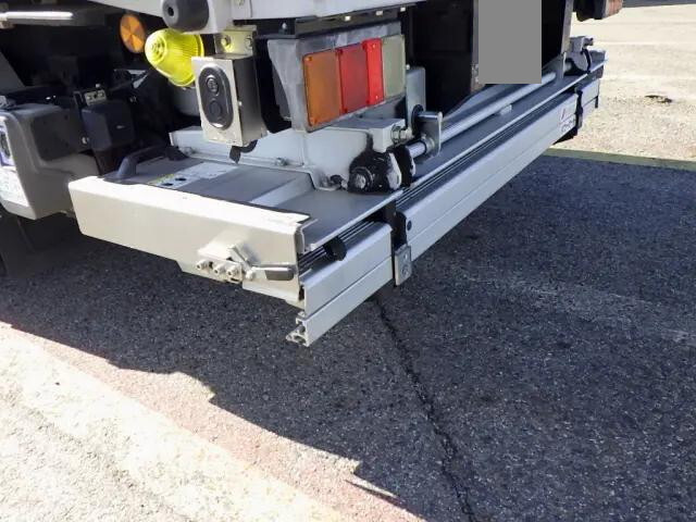 日野デュトロアルミウイング小型（2t・3t）[写真16]