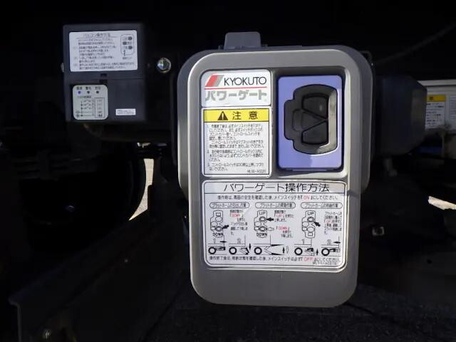 日野デュトロアルミウイング小型（2t・3t）[写真28]