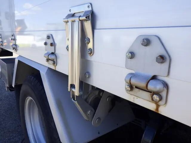 日野デュトロアルミウイング小型（2t・3t）[写真32]