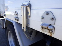 日野デュトロアルミウイング小型（2t・3t）[写真32]