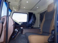 日野レンジャーコンテナ専用車増トン（6t・8t）[写真14]