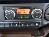 日野レンジャーコンテナ専用車増トン（6t・8t）[写真18]