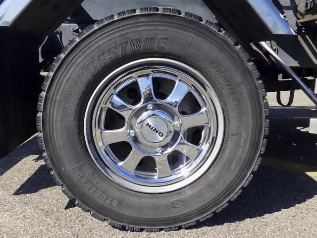 日野レンジャーコンテナ専用車増トン（6t・8t）[写真24]