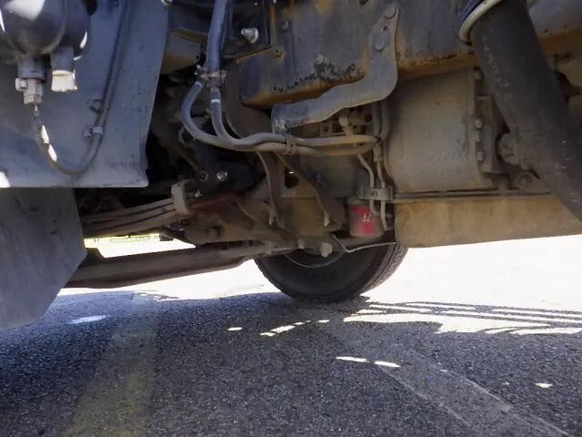 日野レンジャーコンテナ専用車増トン（6t・8t）[写真31]