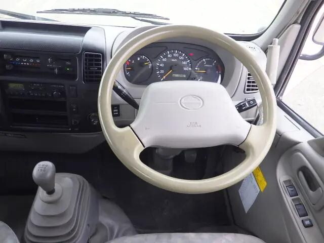 日野デュトロ高所作業車小型（2t・3t）[写真20]