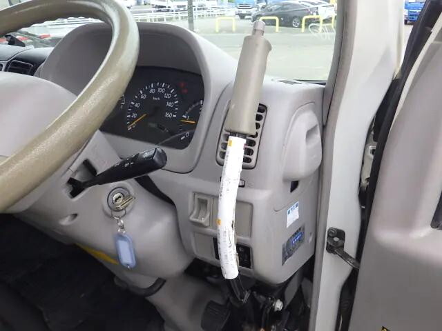 日野デュトロ高所作業車小型（2t・3t）[写真23]