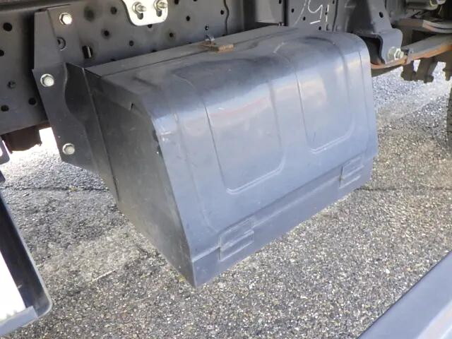 いすゞエルフ幌車小型（2t・3t）[写真33]