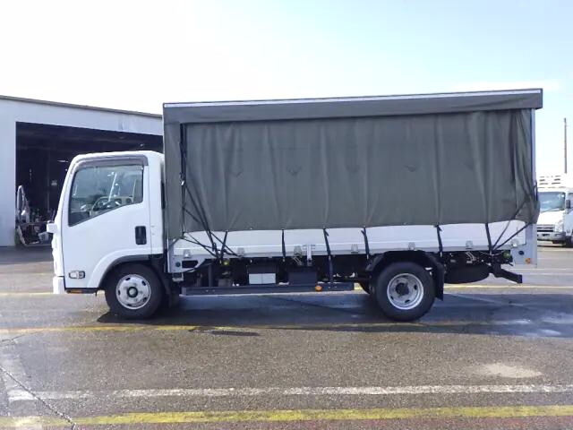 いすゞエルフ幌車小型（2t・3t）[写真04]