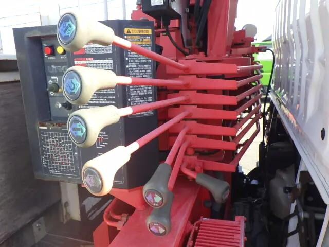 トヨタダイナクレーン3段小型（2t・3t）[写真11]