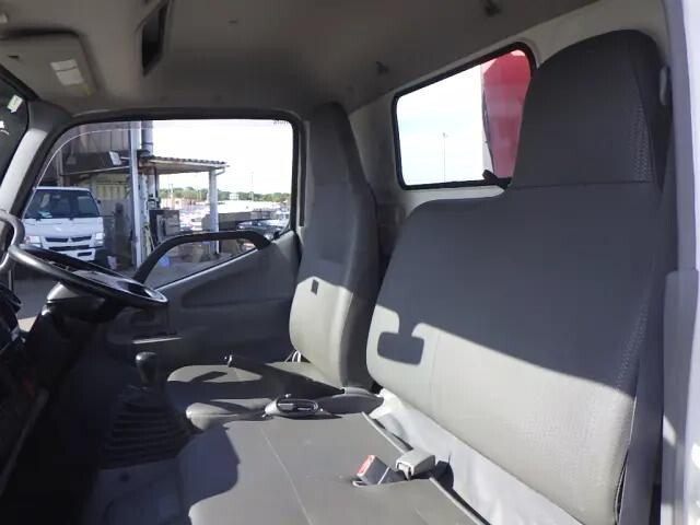 トヨタダイナクレーン3段小型（2t・3t）[写真16]