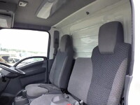 いすゞエルフ冷凍車（冷蔵車）小型（2t・3t）[写真12]