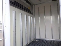 いすゞエルフ冷凍車（冷蔵車）小型（2t・3t）[写真26]