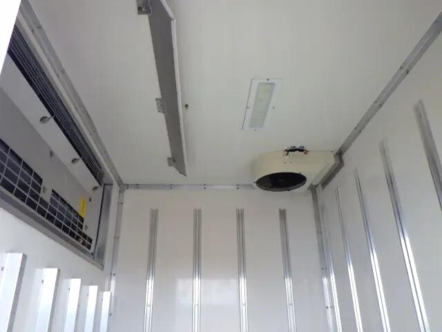 いすゞエルフ冷凍車（冷蔵車）小型（2t・3t）[写真26]