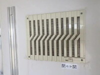 いすゞエルフ冷凍車（冷蔵車）小型（2t・3t）[写真33]