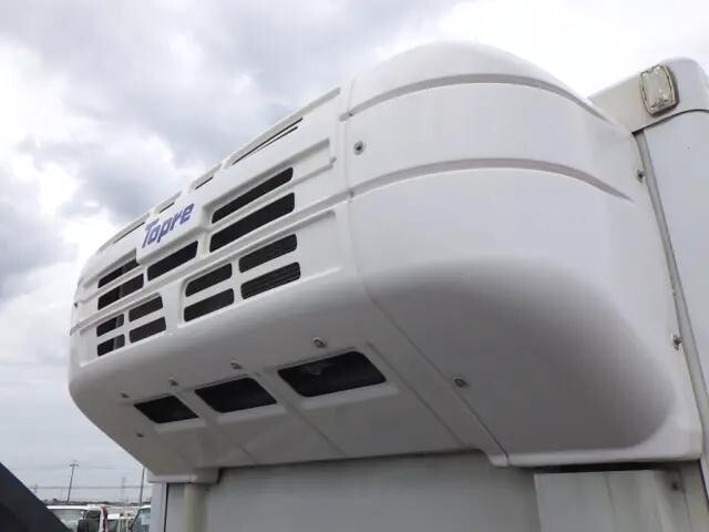 いすゞエルフ冷凍車（冷蔵車）小型（2t・3t）[写真34]