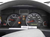 いすゞエルフ冷凍車（冷蔵車）小型（2t・3t）[写真41]