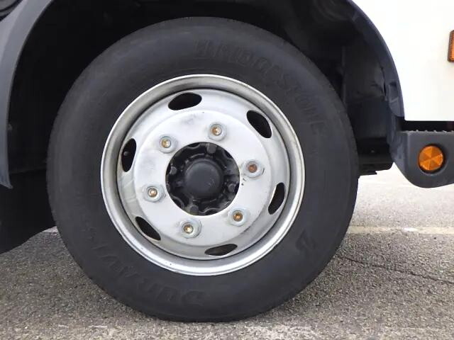 トヨタダイナアルミバン小型（2t・3t）[写真17]