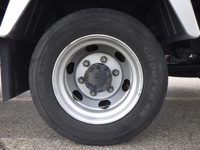 トヨタダイナアルミバン小型（2t・3t）[写真18]