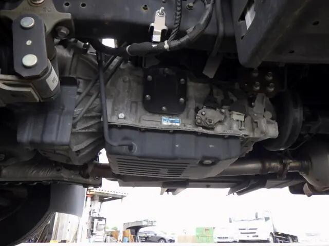 トヨタダイナアルミバン小型（2t・3t）[写真33]