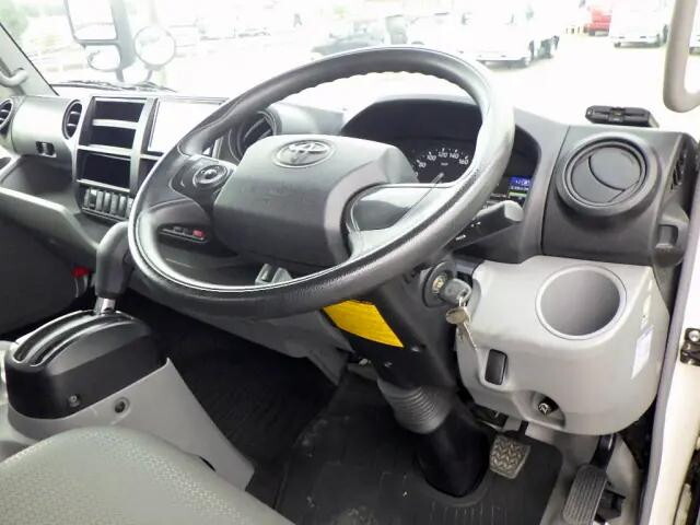 トヨタダイナアルミバン小型（2t・3t）[写真35]