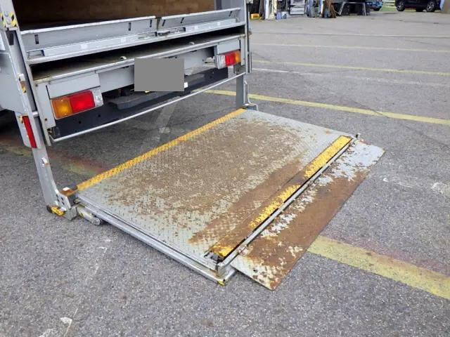 トヨタダイナアルミバン小型（2t・3t）[写真08]