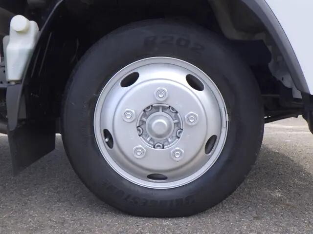 マツダタイタン平ボディ小型（2t・3t）[写真12]