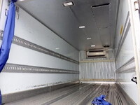 日野レンジャー冷凍車（冷蔵車）中型（4t）[写真11]