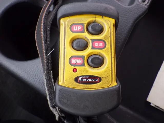 日野レンジャー冷凍車（冷蔵車）中型（4t）[写真18]