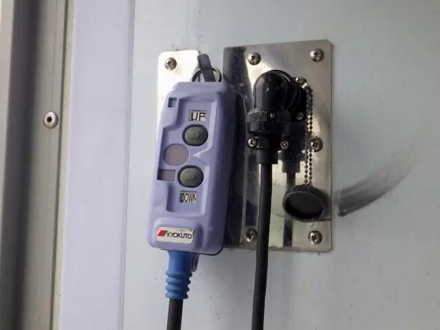 日野レンジャー冷凍車（冷蔵車）中型（4t）[写真27]