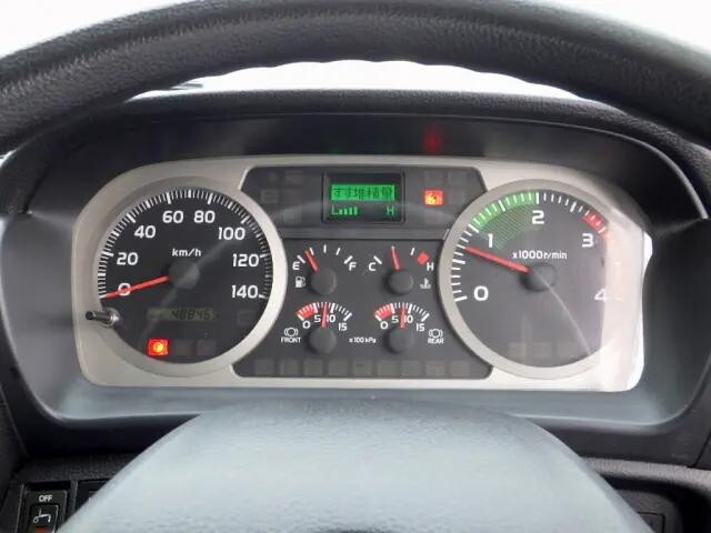 日野レンジャー冷凍車（冷蔵車）中型（4t）[写真40]