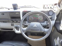 三菱ふそうキャンターパッカー車（塵芥車）小型（2t・3t）[写真16]