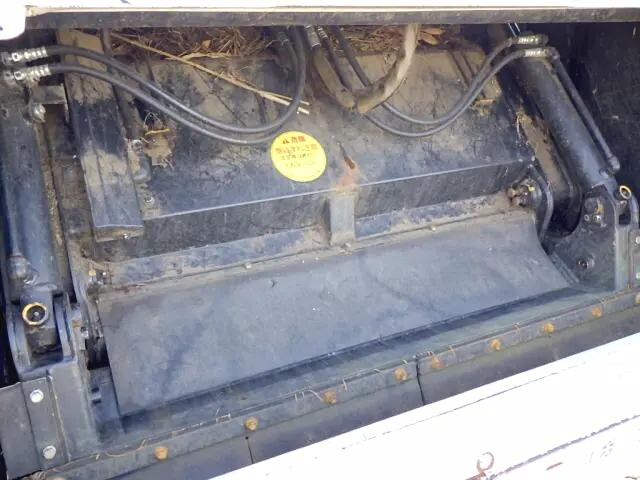 三菱ふそうキャンターパッカー車（塵芥車）小型（2t・3t）[写真32]