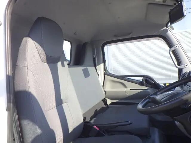 三菱ふそうキャンターパッカー車（塵芥車）小型（2t・3t）[写真38]