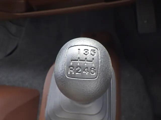 日野レンジャーアルミブロック中型（4t）[写真12]