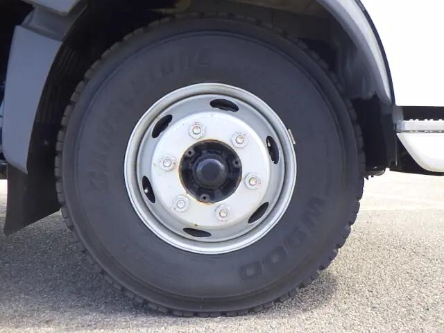 日野レンジャーアルミブロック中型（4t）[写真18]