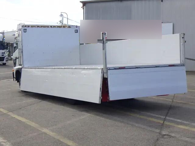 日野レンジャーアルミブロック中型（4t）[写真24]