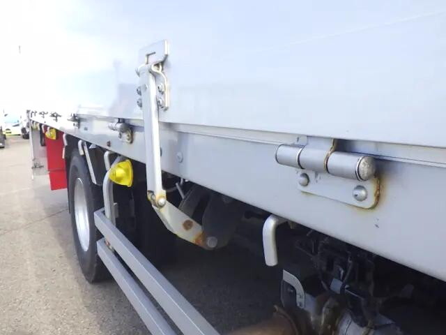 日野レンジャーアルミブロック中型（4t）[写真28]