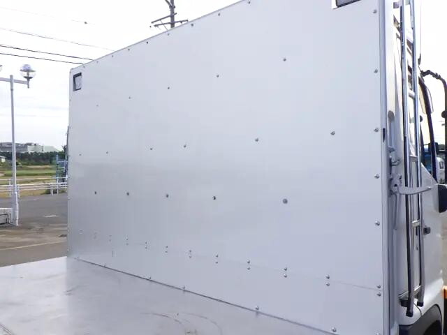 日野レンジャーアルミブロック中型（4t）[写真09]