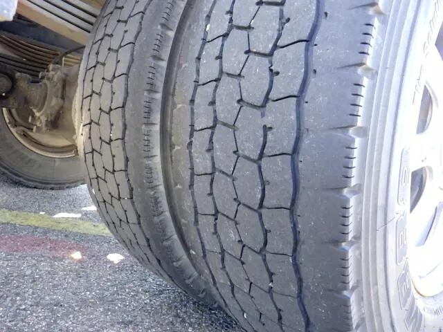 日野レンジャーコンテナ専用車増トン（6t・8t）[写真21]