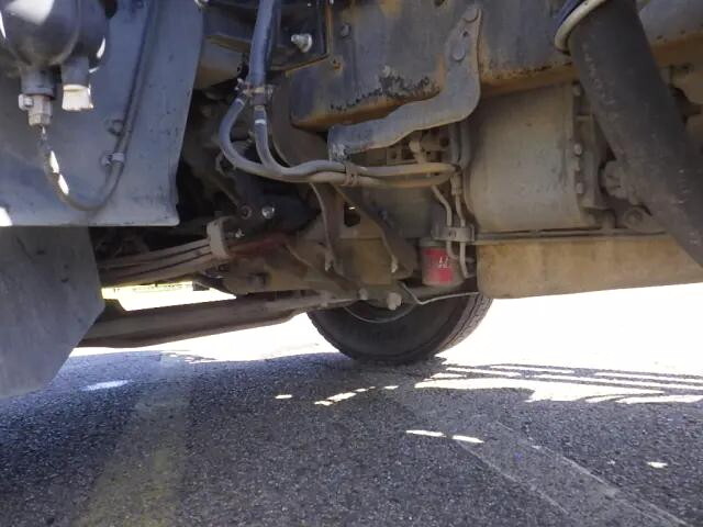 日野レンジャーコンテナ専用車増トン（6t・8t）[写真31]