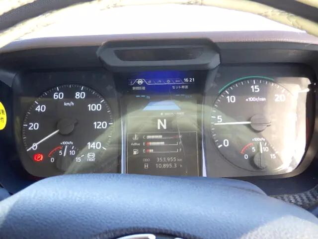 日野レンジャーコンテナ専用車増トン（6t・8t）[写真39]