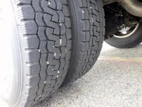 三菱ふそうキャンター平ボディ小型（2t・3t）[写真18]