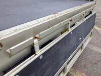 三菱ふそうキャンター平ボディ小型（2t・3t）[写真23]