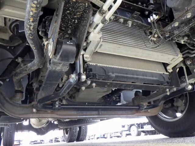 三菱ふそうキャンター平ボディ小型（2t・3t）[写真25]