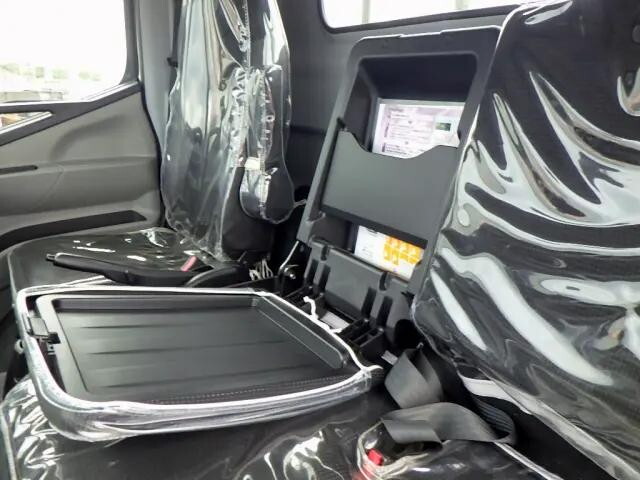 三菱ふそうキャンター平ボディ小型（2t・3t）[写真34]