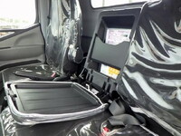 三菱ふそうキャンター平ボディ小型（2t・3t）[写真35]