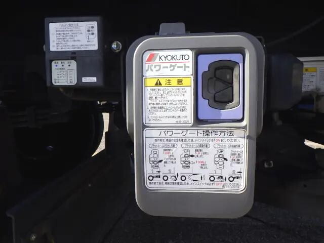 日野デュトロアルミウイング小型（2t・3t）[写真28]